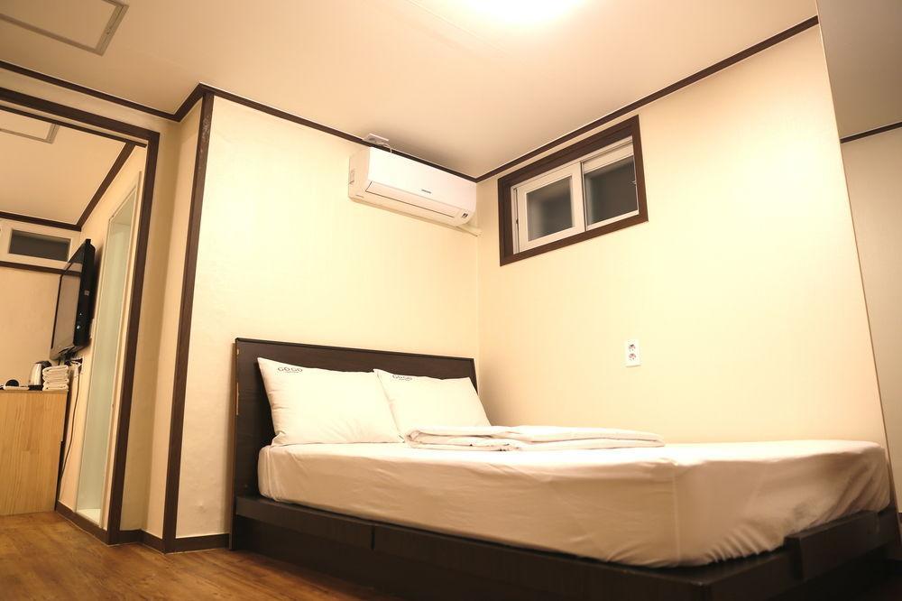 Kingkong Hotel Myeongdong Seúl Exterior foto