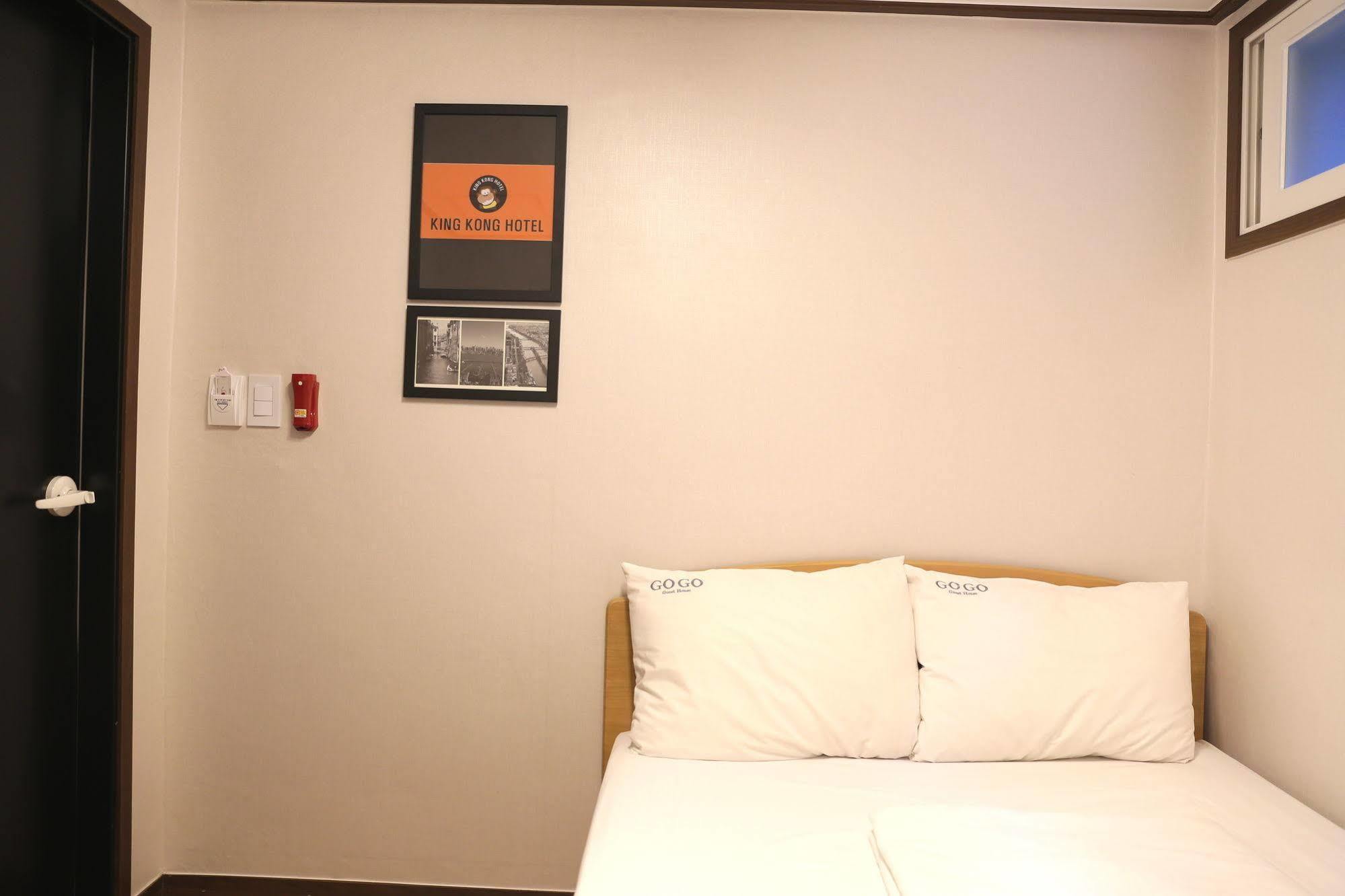 Kingkong Hotel Myeongdong Seúl Exterior foto