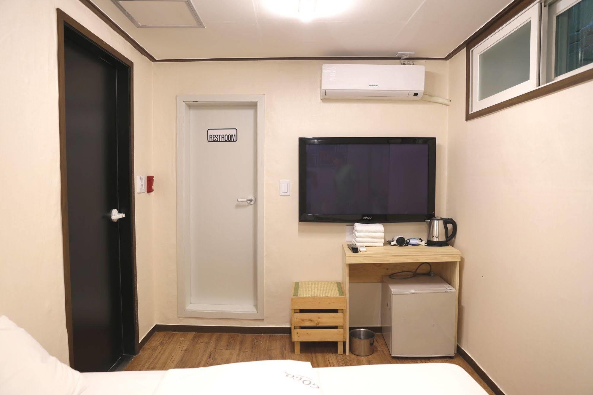 Kingkong Hotel Myeongdong Seúl Exterior foto